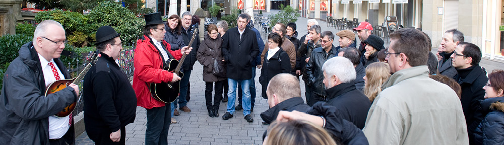 Kölsch Parcours in der Kölner Innenstadt; Musik und Erzählungen zur kölschen Geschichte